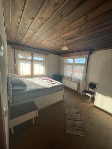 Leshten Guest Homes 외부 사진