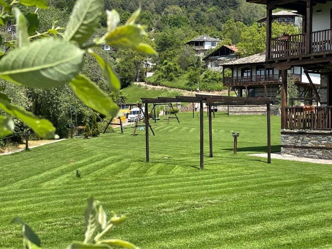 Leshten Guest Homes 외부 사진