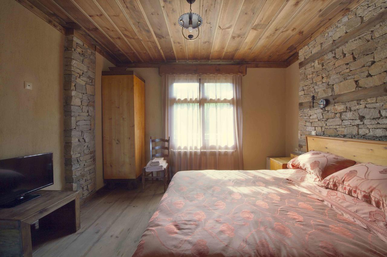 Leshten Guest Homes 외부 사진