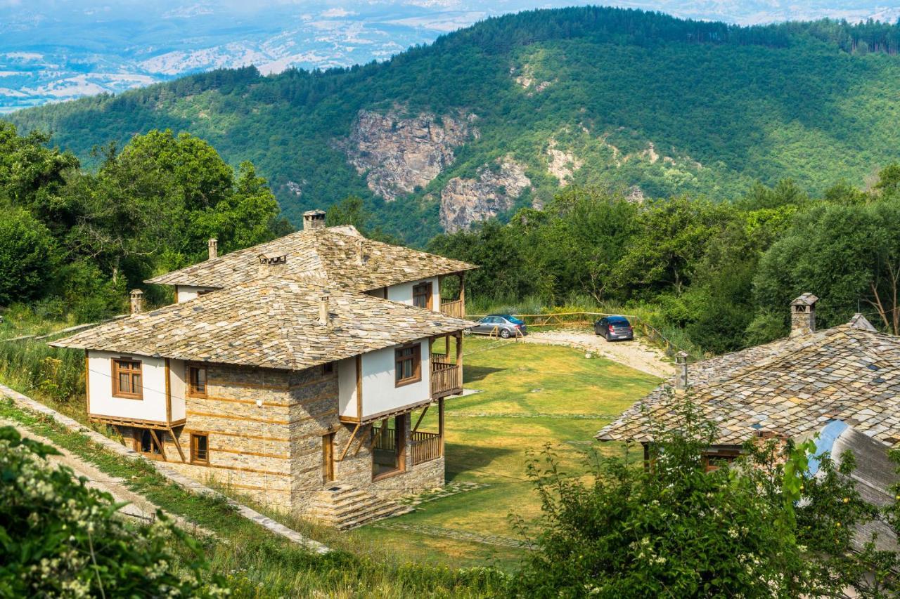 Leshten Guest Homes 외부 사진